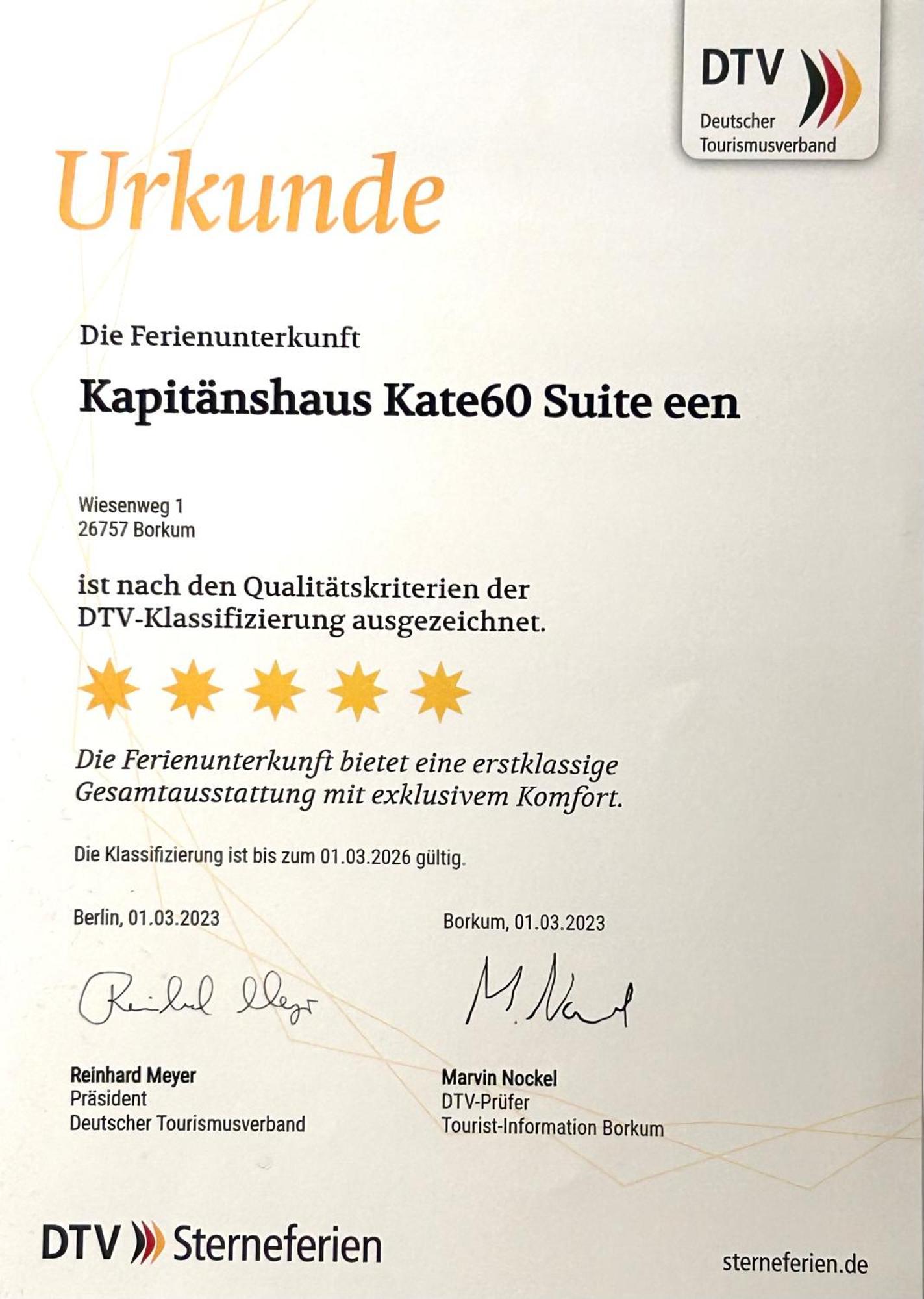 Kapitaenshaus Kate60 Villa Borkum Bagian luar foto