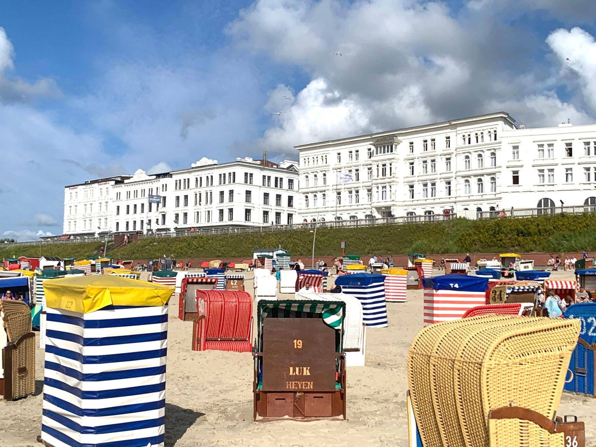 Kapitaenshaus Kate60 Villa Borkum Bagian luar foto